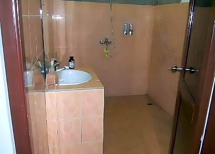Hostel Meriki
